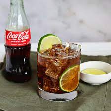 cocktail OLD PASCAS DARK RUM 37.5% 0.7L beau livrat la firma si acasa pret